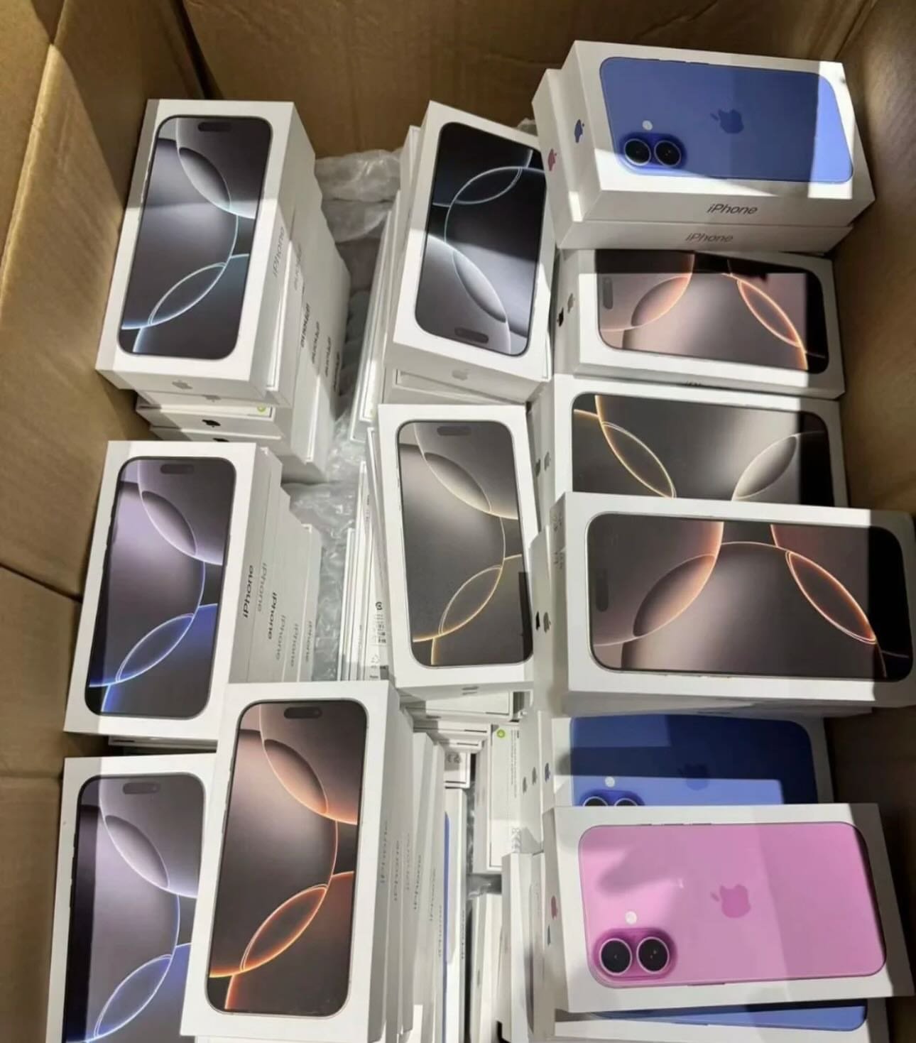 iPhone 16 & 16 Pro Max Pallets